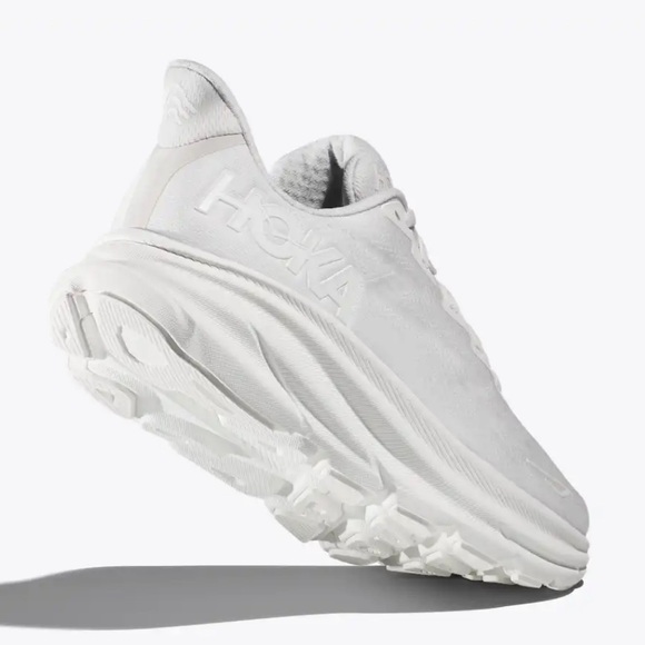 Hoka Clifton 9 Sneakers - Picture 3 of 9